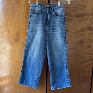 Stylish Blue Wide-Leg Jeans